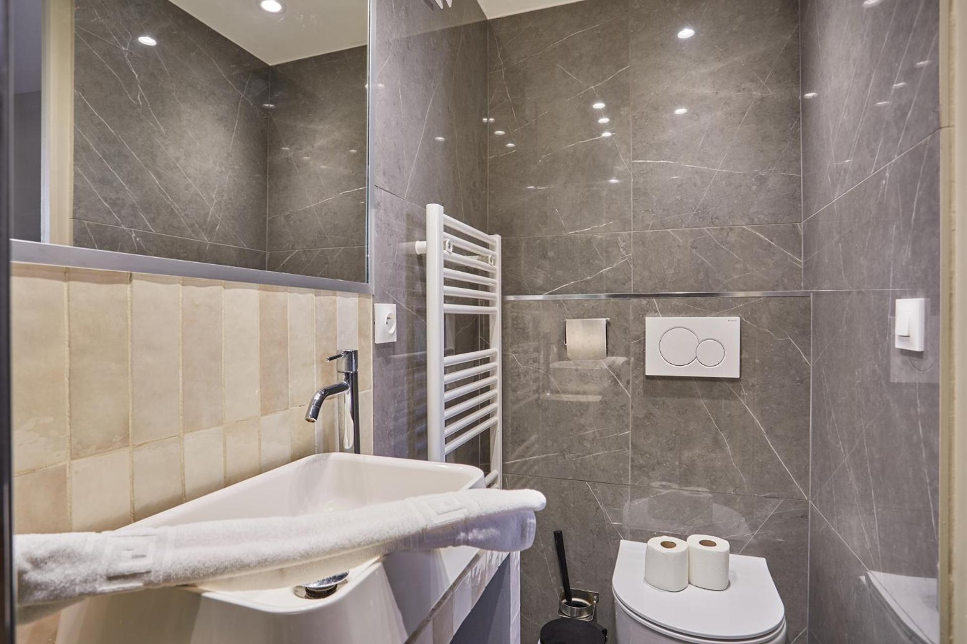 Center Of By Prestige Appartamento